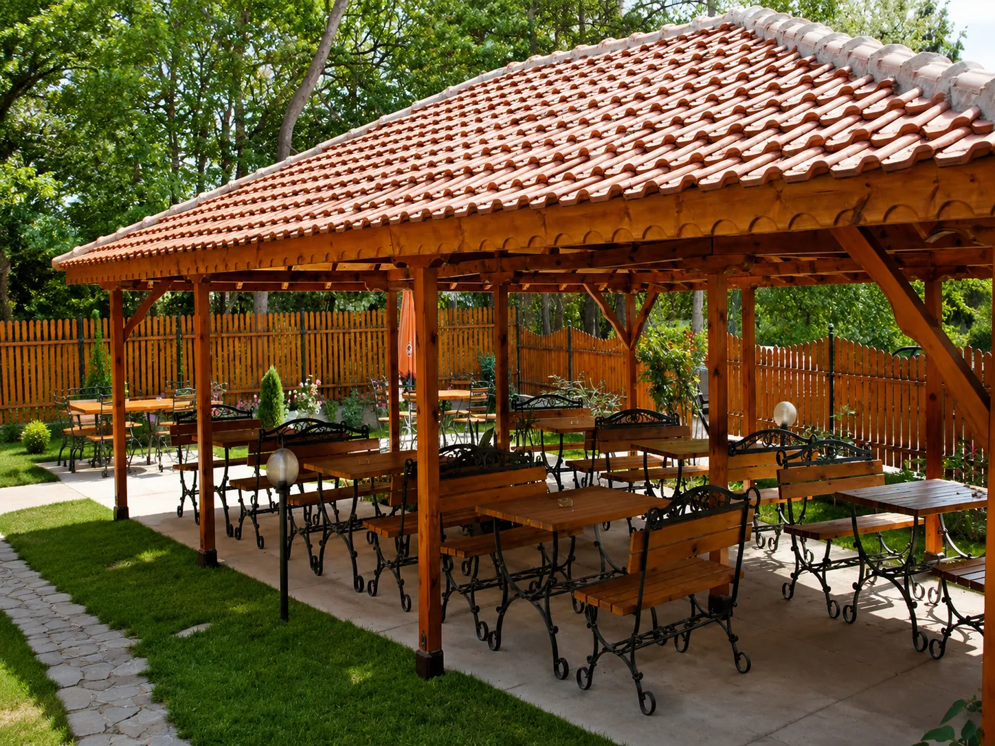 Barakov, 1 Lipite Street, Banya