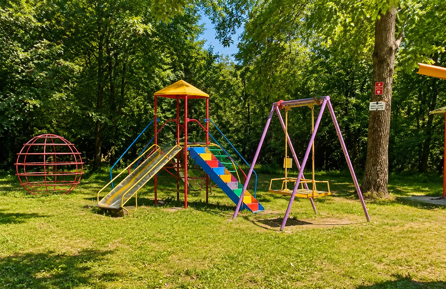 Danchovi swings, Banya