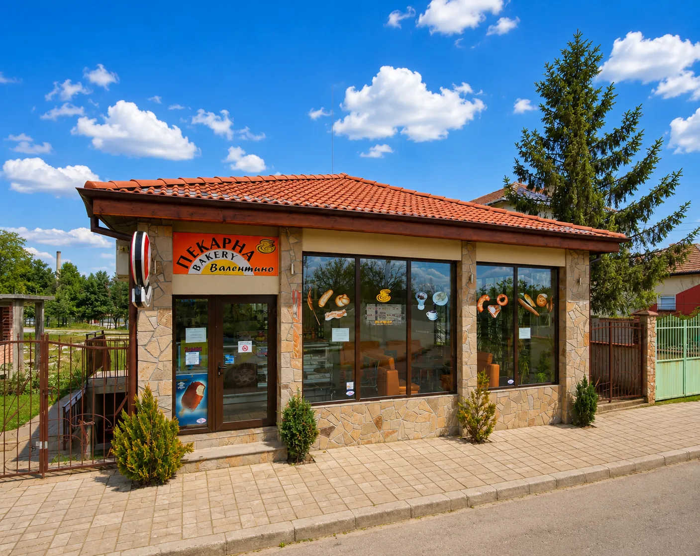 Valentino Bakery, Banya